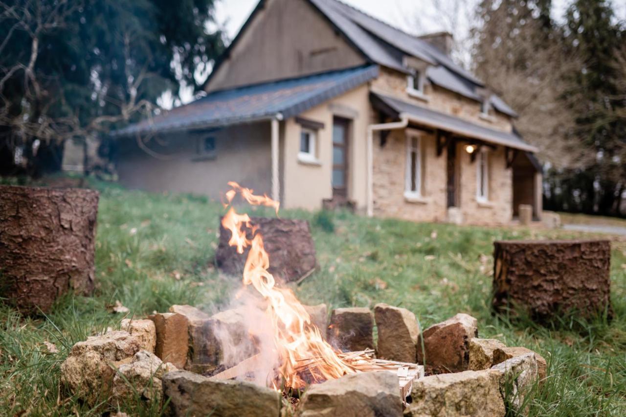 Cottage Breton - Gite De Charme En Centre Finistere Plonevez-du-Faou ภายนอก รูปภาพ